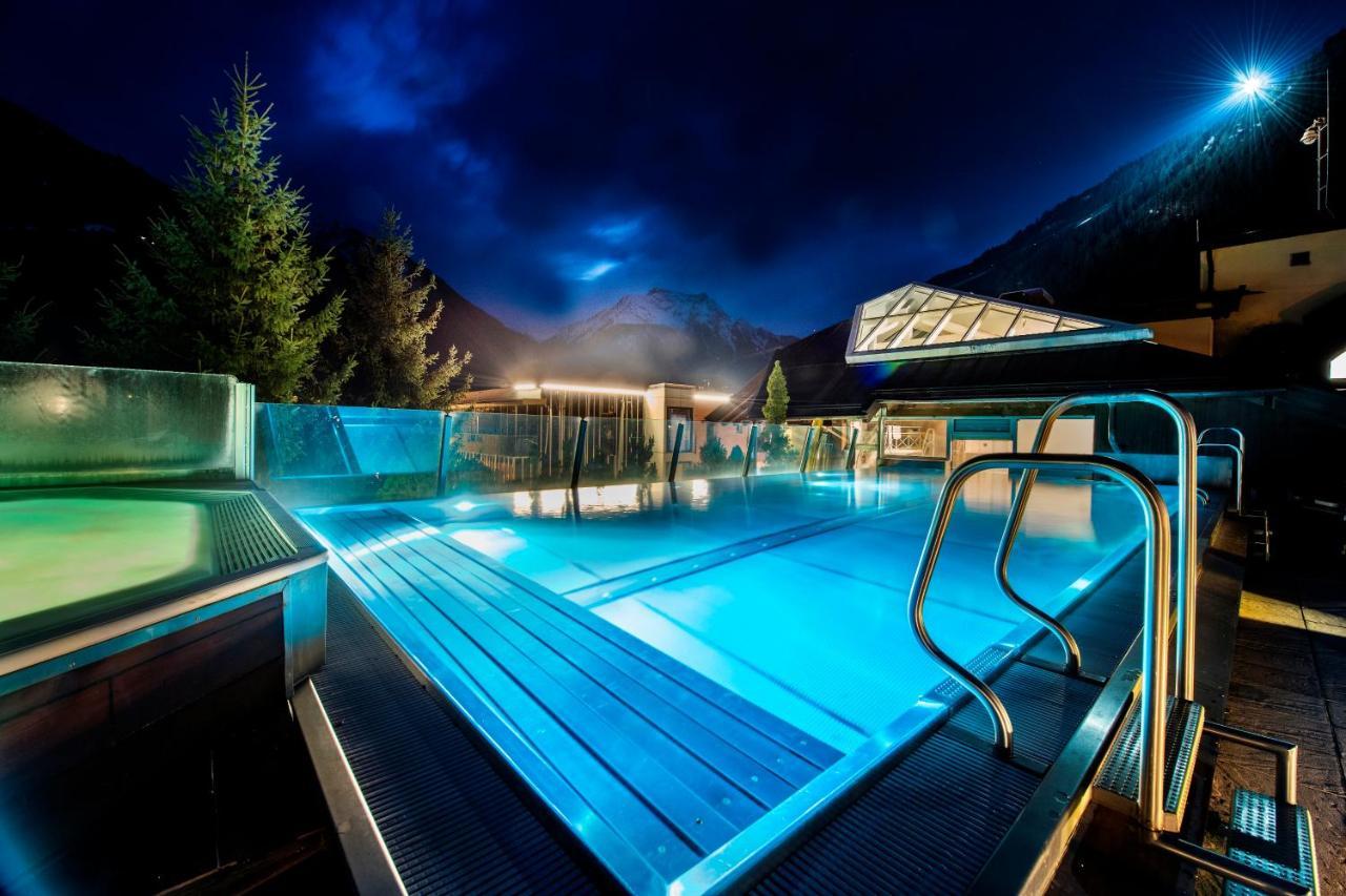 Manni Home - Rooms & Apartments Mayrhofen Exterior foto