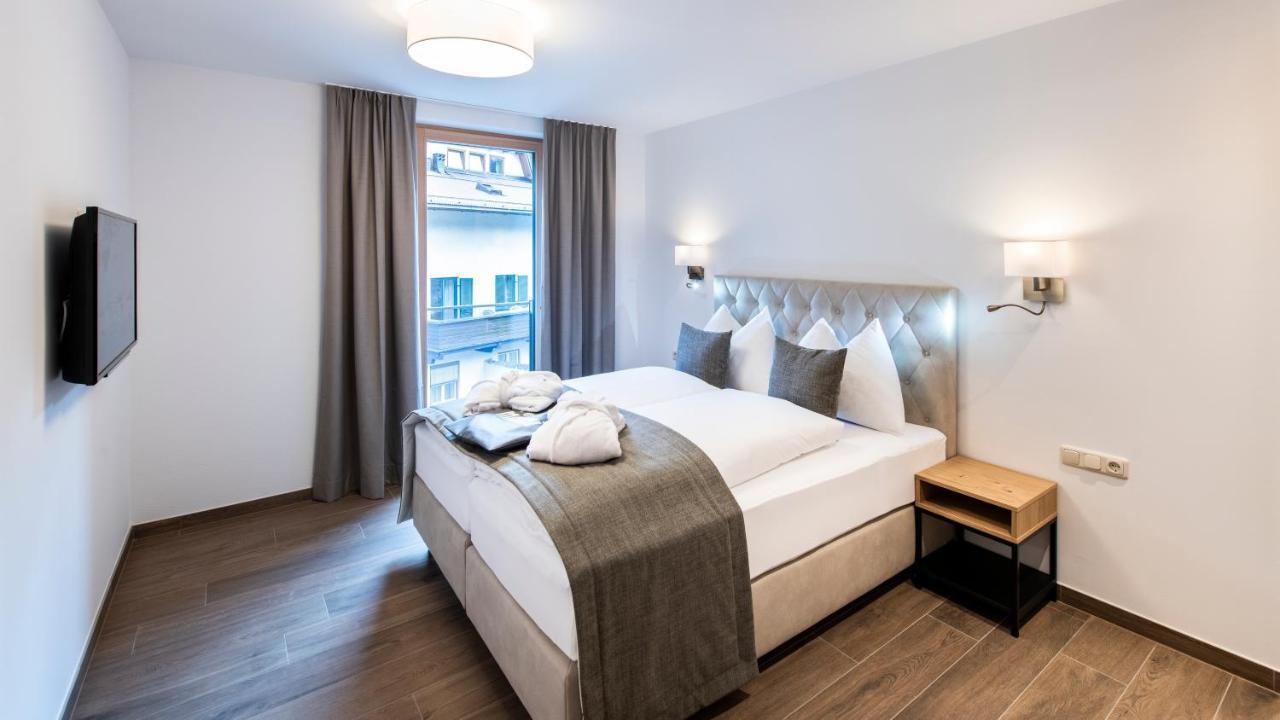 Manni Home - Rooms & Apartments Mayrhofen Exterior foto